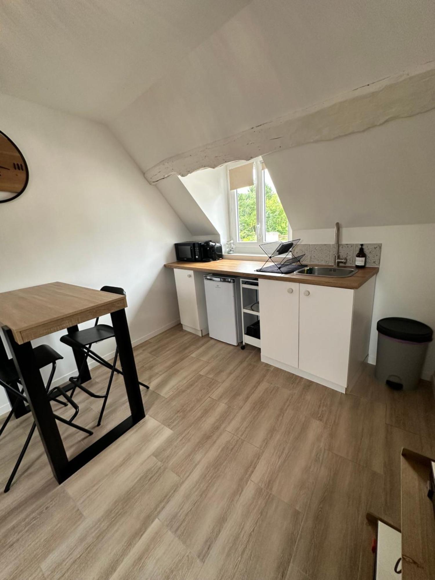 Appartements Pacy-Sur-Eure Apartment *